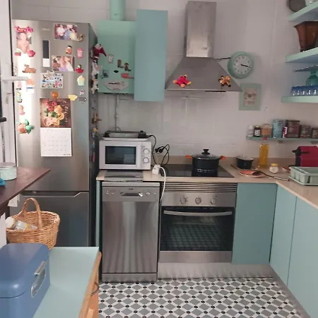 Privada Con Bano. קדיז