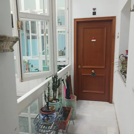 Homestay Privada Con Bano. Cadiz
