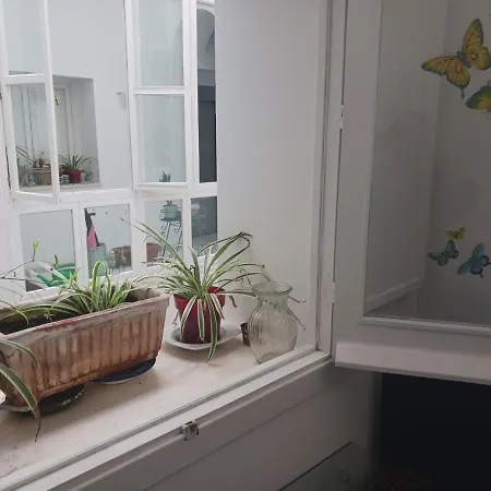 Privada Con Bano. Homestay Cadiz